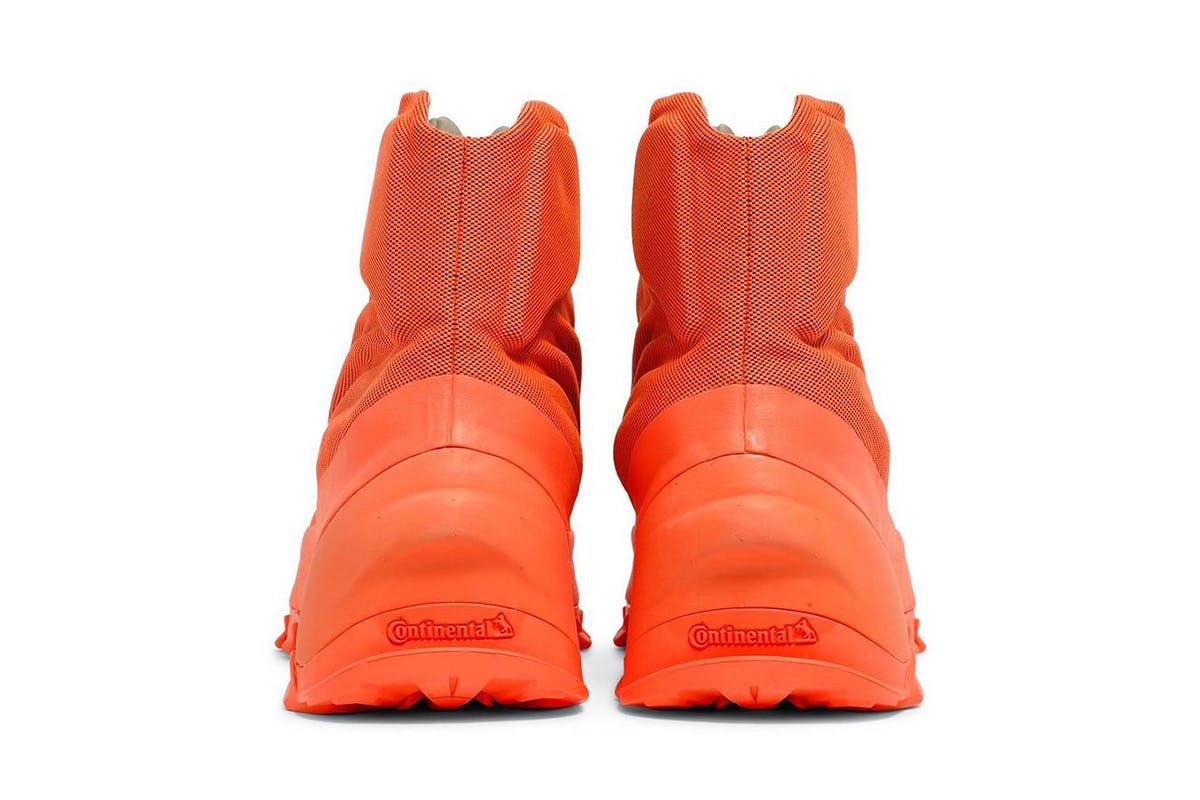 adidas YEEZY 1020V: Kanye West On-Feet 